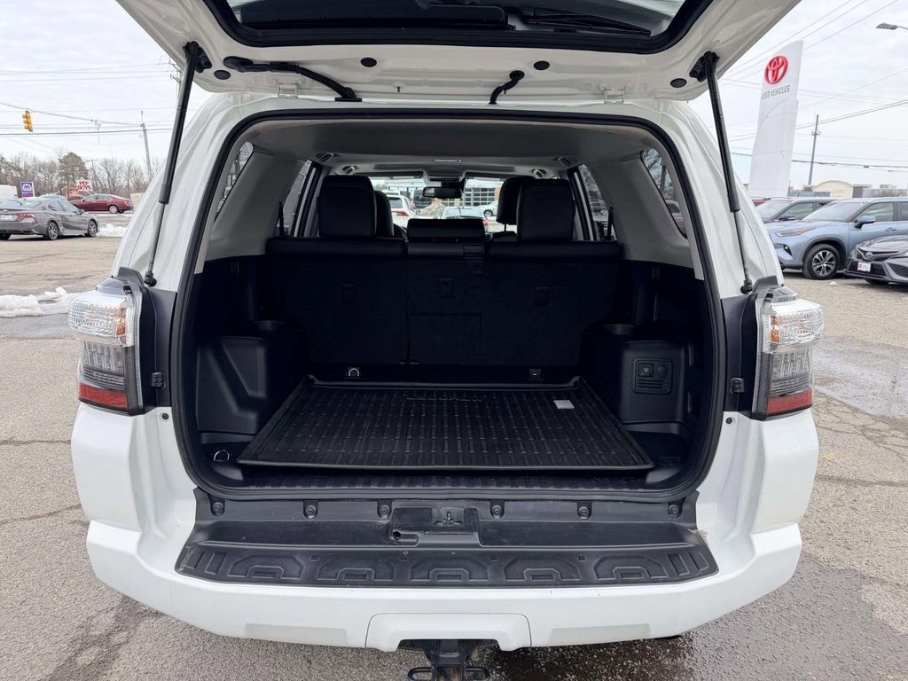 Certified 2023 Toyota 4Runner 40th Anniversary SE image 16