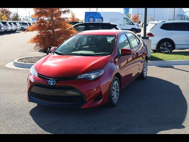 Used 2017 Toyota Corolla LE image 3