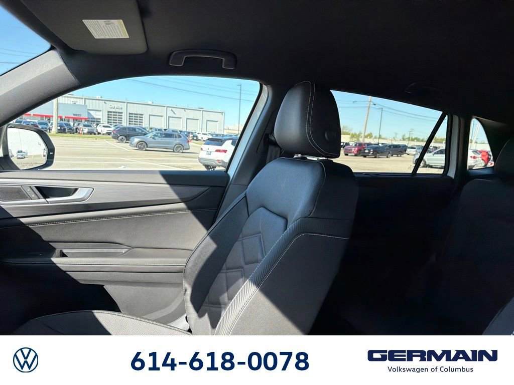 New 2026 Volkswagen Atlas Cross Sport SE image 23