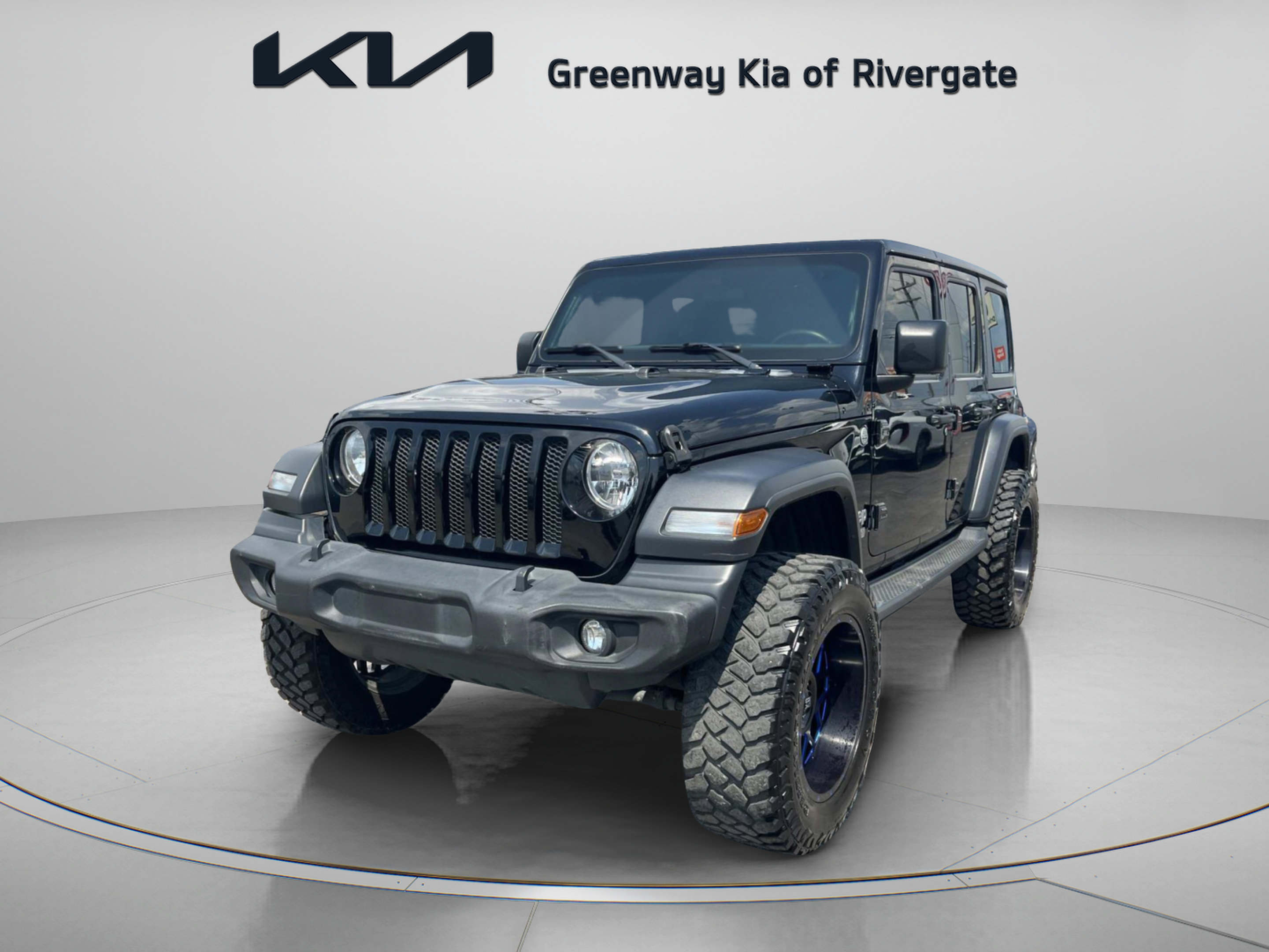 Used 2018 Jeep Wrangler Unlimited Sport S AWD/4WD image 3