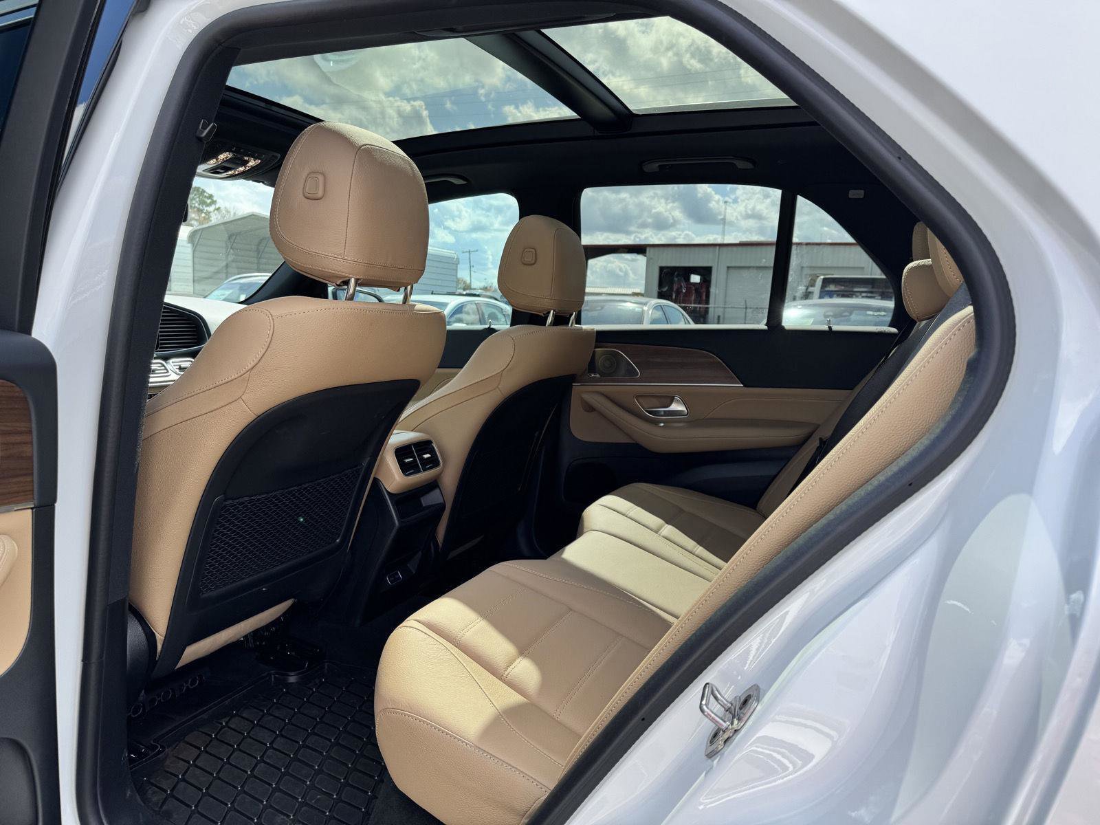 Certified 2026 Mercedes-Benz GLE 350 4MATIC image 17