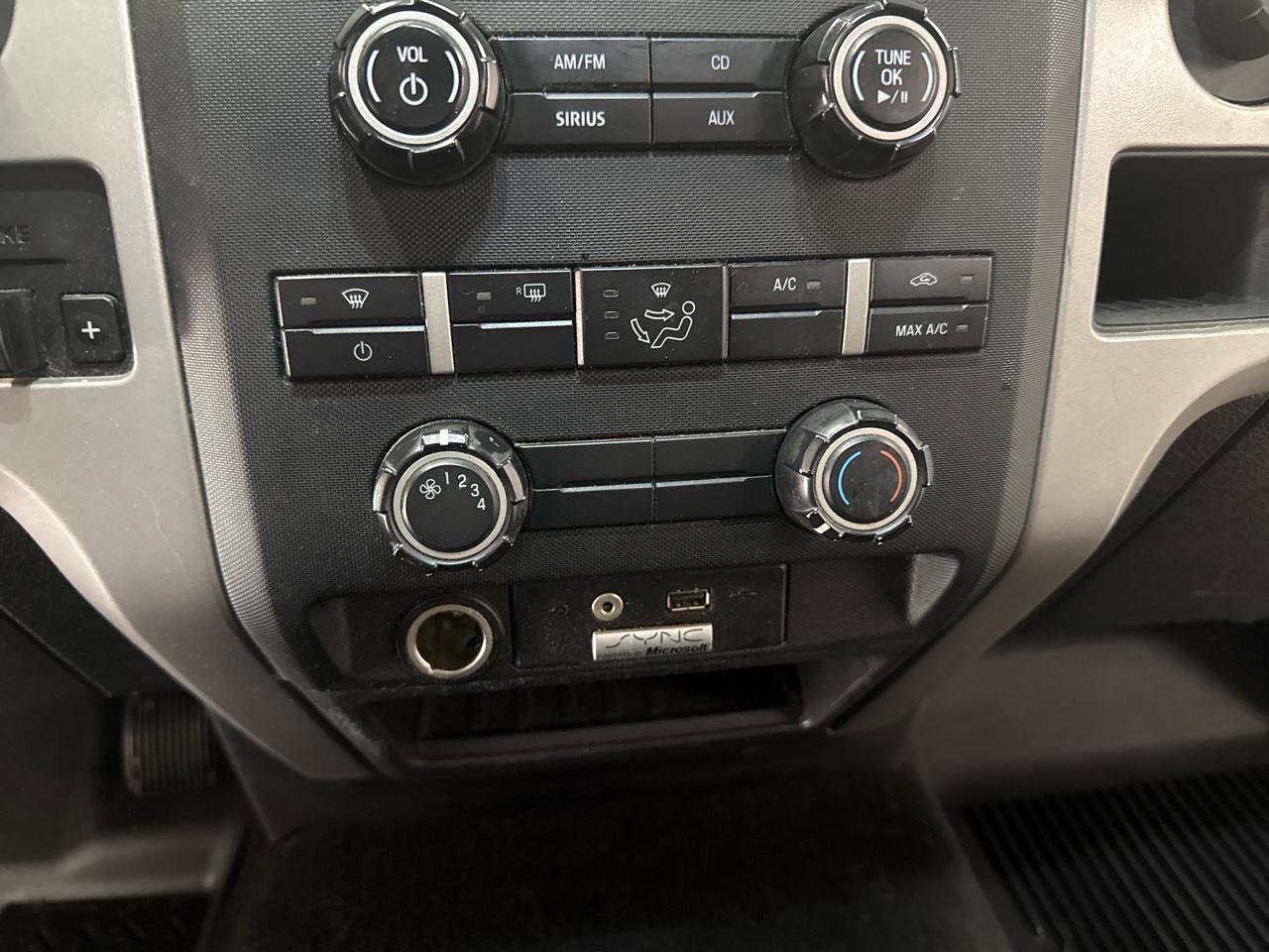 Used 2012 Ford F150 XLT w/ XLT Chrome Pkg AWD/4WD image 19