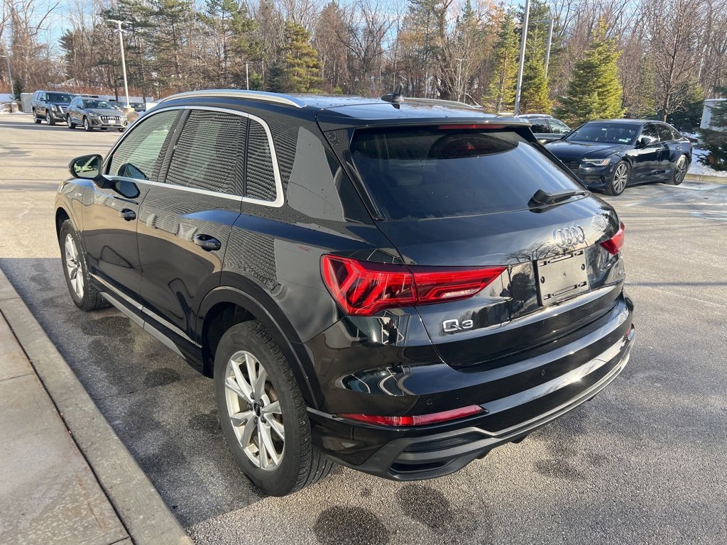 Used 2023 Audi Q3 2.0T Premium w/ Convenience Package image 36