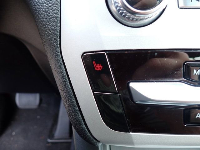 Used 2023 Ford Explorer XLT image 26