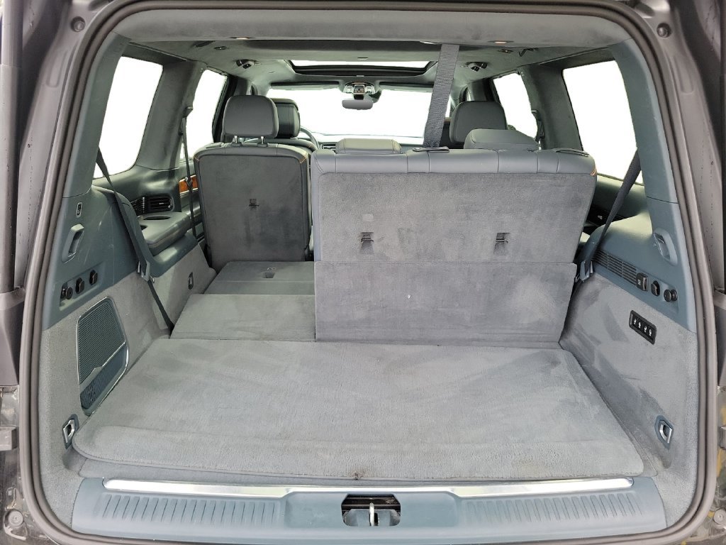 Used 2023 Jeep Grand Wagoneer Series II AWD/4WD image 28