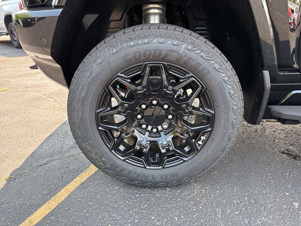 New 2025 GMC Hummer EV 2X image 11