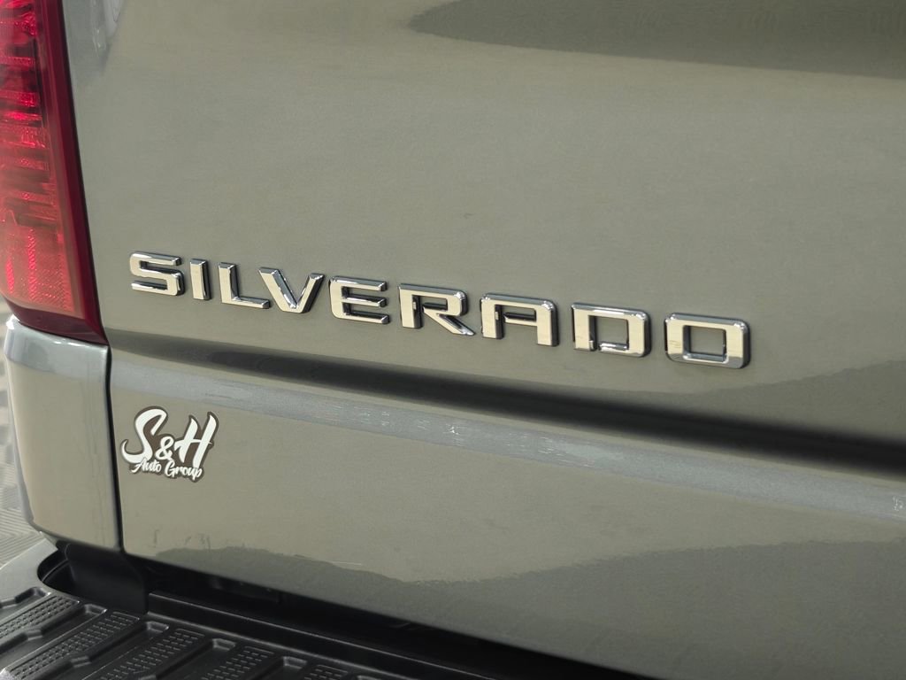 Used 2025 Chevrolet Silverado 1500 LT w/ LPO, Dark Essentials Package image 46