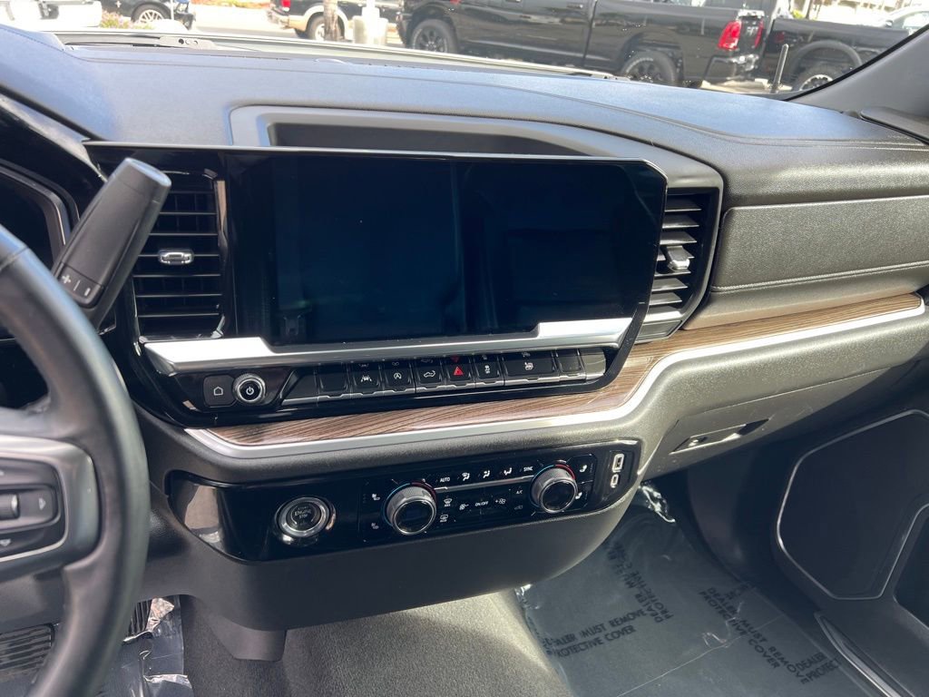 Used 2023 Chevrolet Silverado 1500 LT image 19