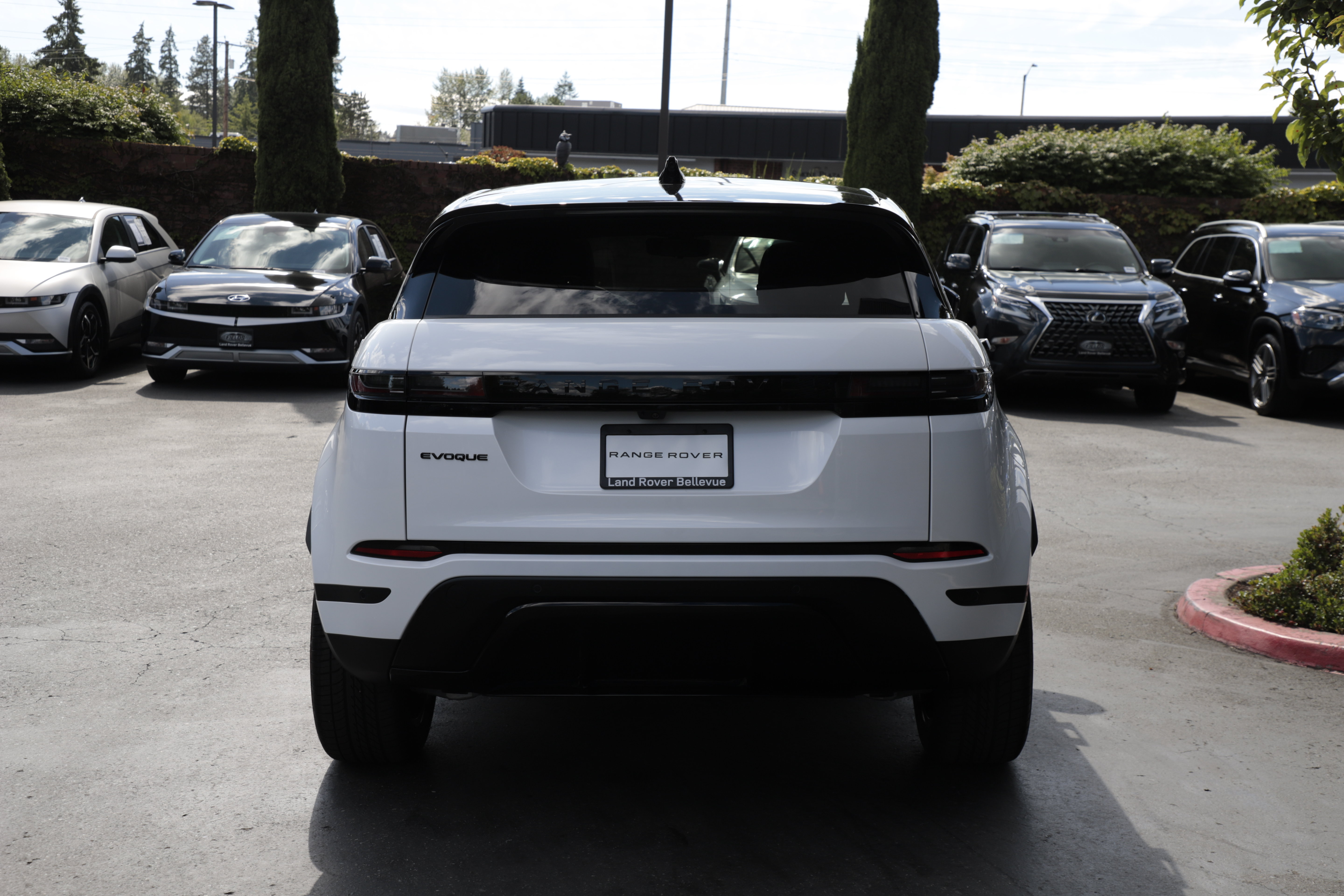 New 2026 Land Rover Range Rover Evoque S AWD/4WD image 5