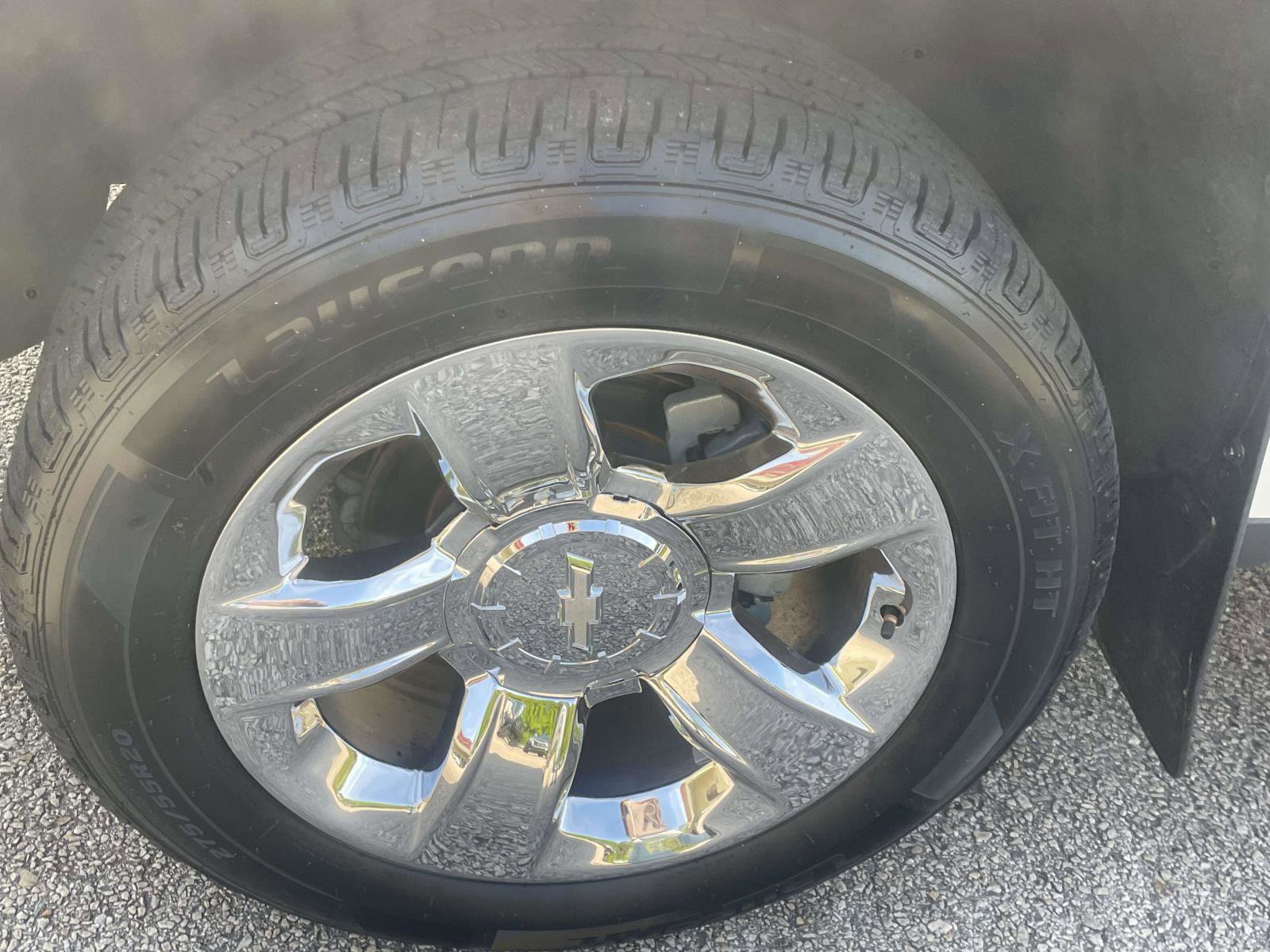 Used 2015 Chevrolet Silverado 1500 LTZ Z71 w/ LTZ Plus Package image 9