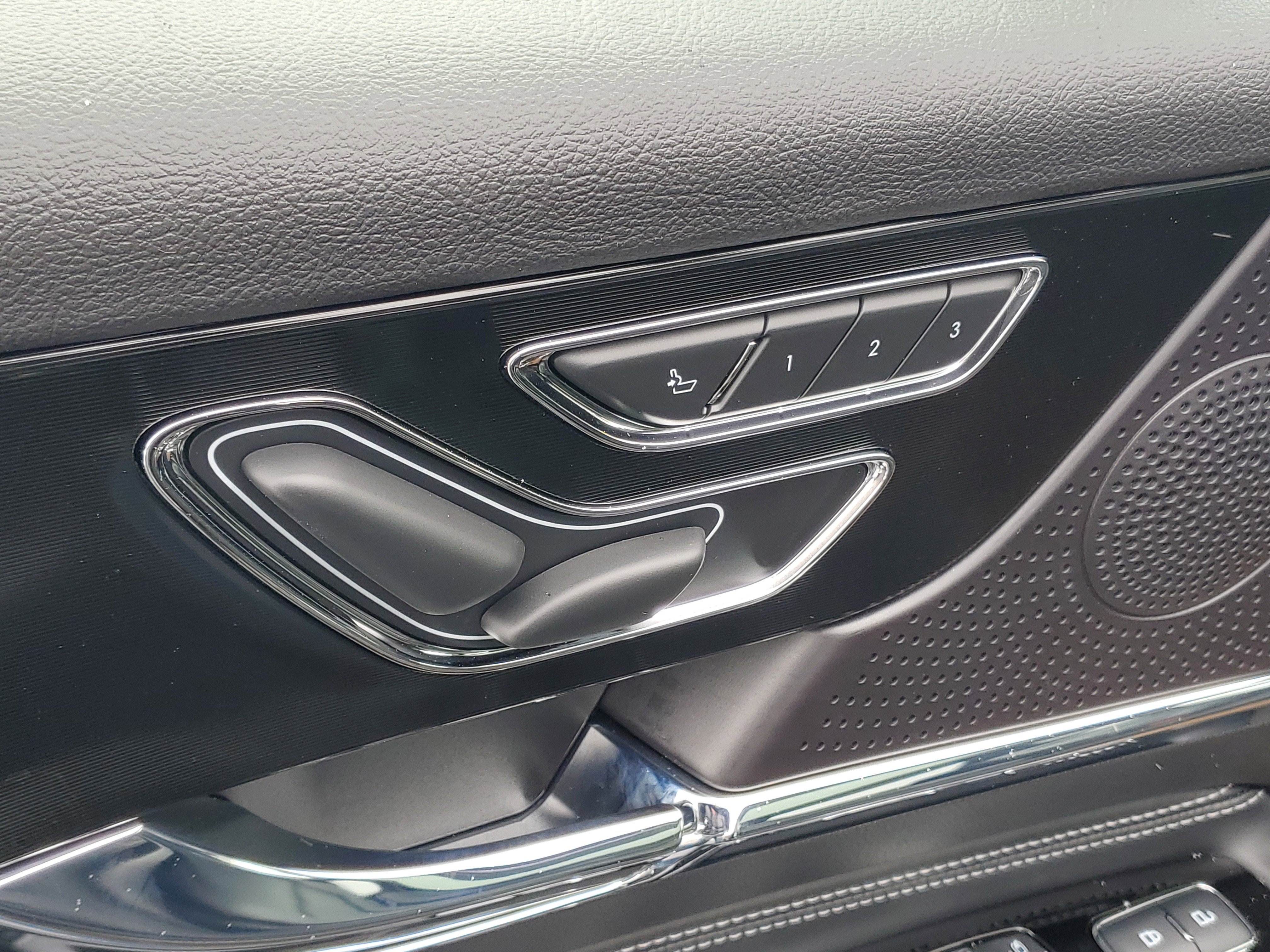 New 2026 Lincoln Corsair Premiere image 9