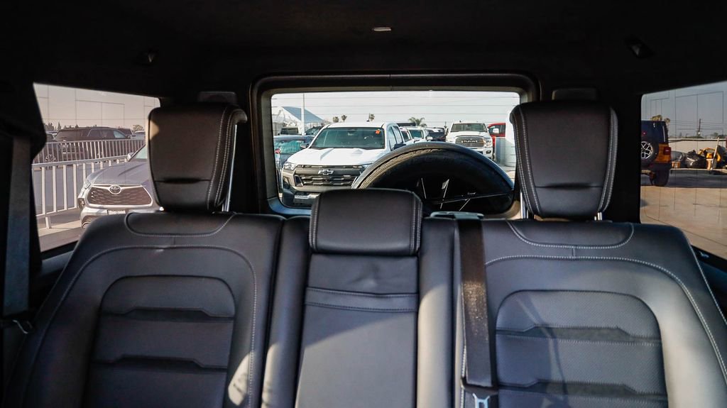 Used 2022 Mercedes-Benz G 63 AMG 4MATIC w/ AMG Night Package Plus image 26