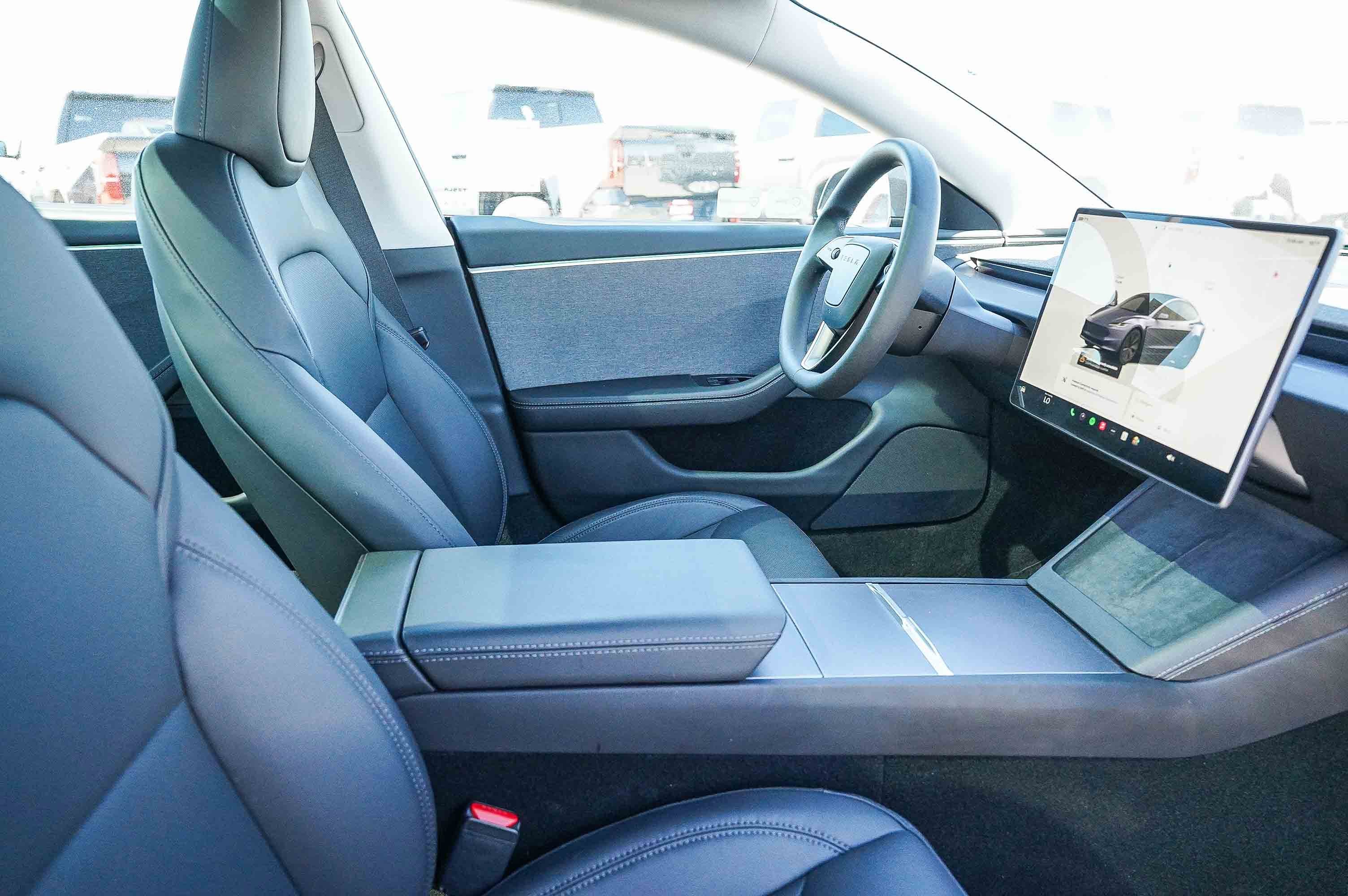Used 2025 Tesla Model 3 Long Range image 16