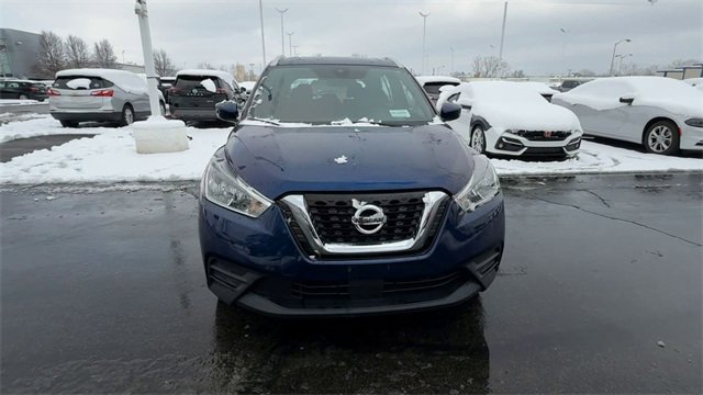 Used 2020 Nissan Kicks SV image 3