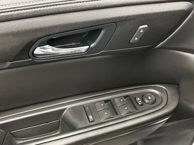 Used 2016 GMC Acadia SLE FWD image 14