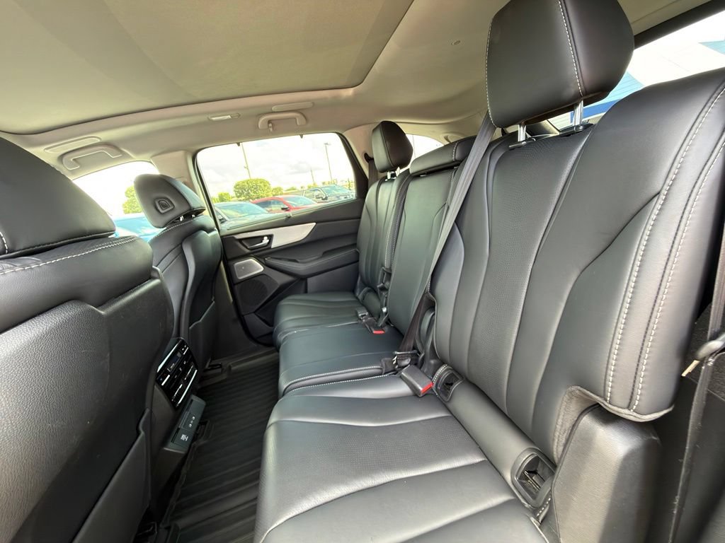 Certified 2025 Acura MDX w/ Technology Package AWD/4WD image 37