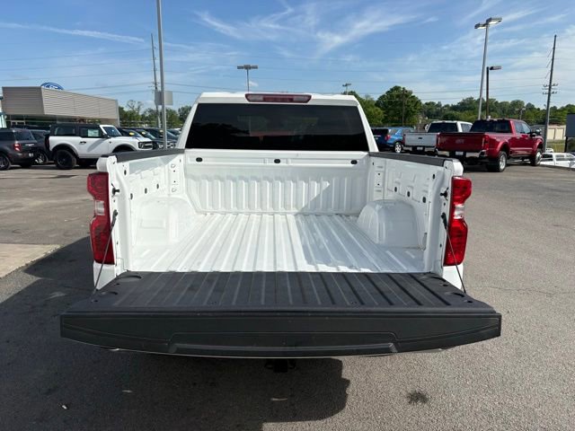 Used 2023 Chevrolet Silverado 1500 LT AWD/4WD image 28