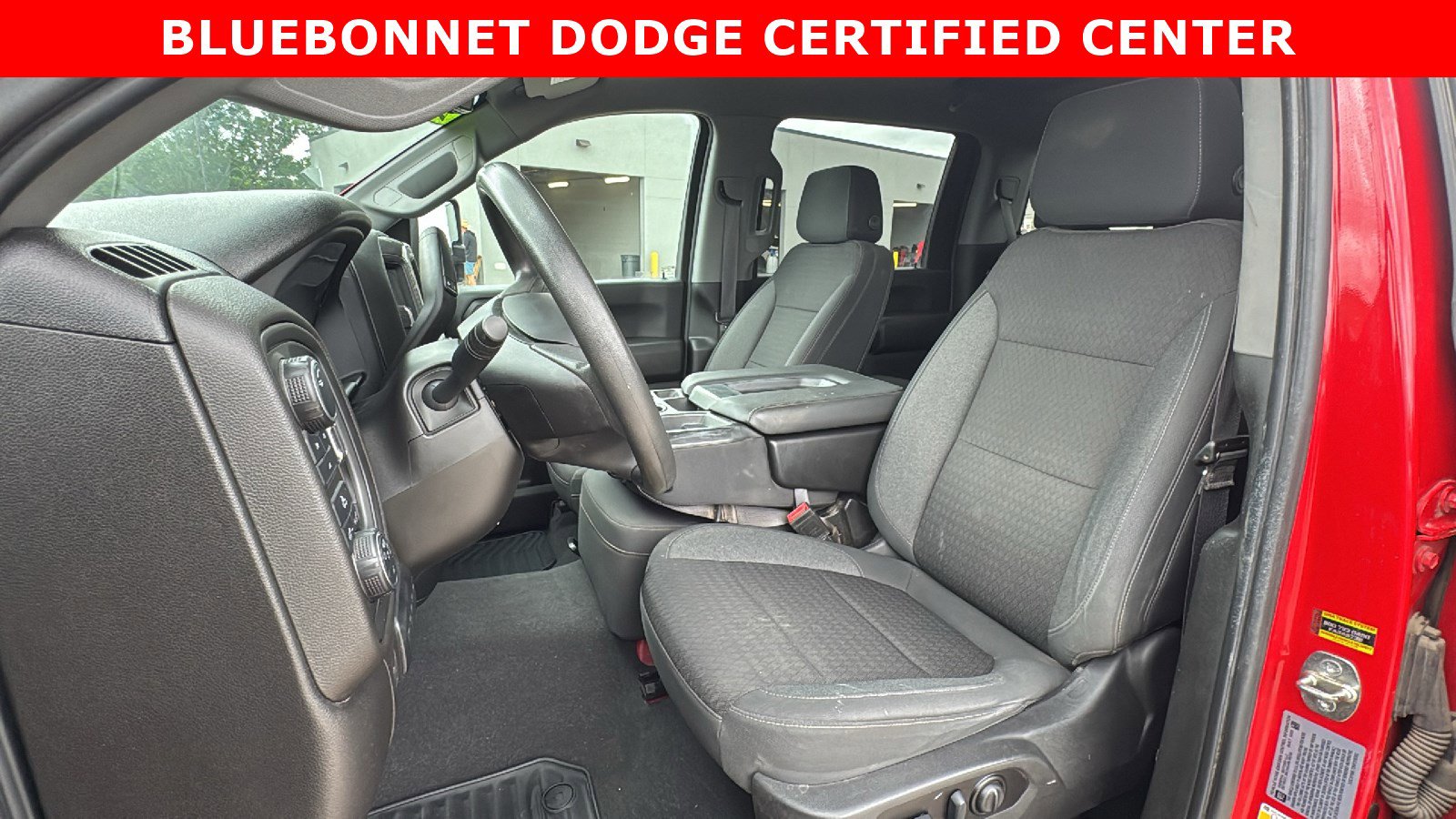 Used 2022 Chevrolet Silverado 2500 Custom w/ Custom Value Package image 13