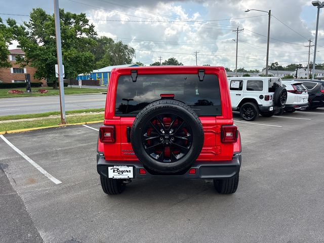 Used 2025 Jeep Wrangler Unlimited Sahara AWD/4WD image 28