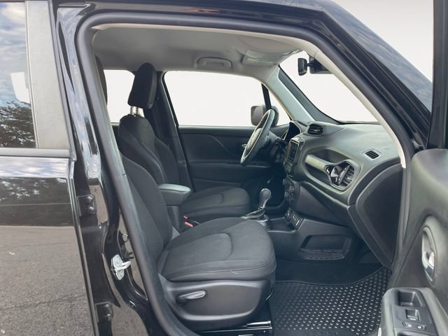 Used 2018 Jeep Renegade Altitude AWD/4WD image 15