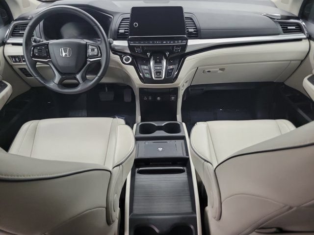 Certified 2025 Honda Odyssey Touring image 14