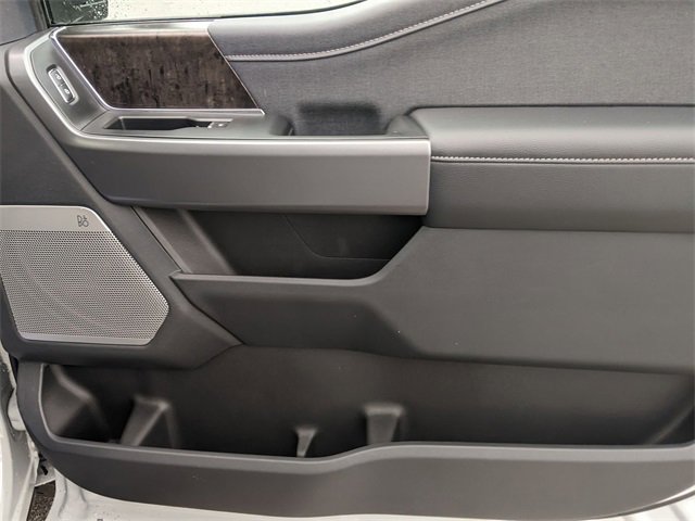 New 2025 Ford F250 Lariat w/ Lariat Ultimate Package image 37