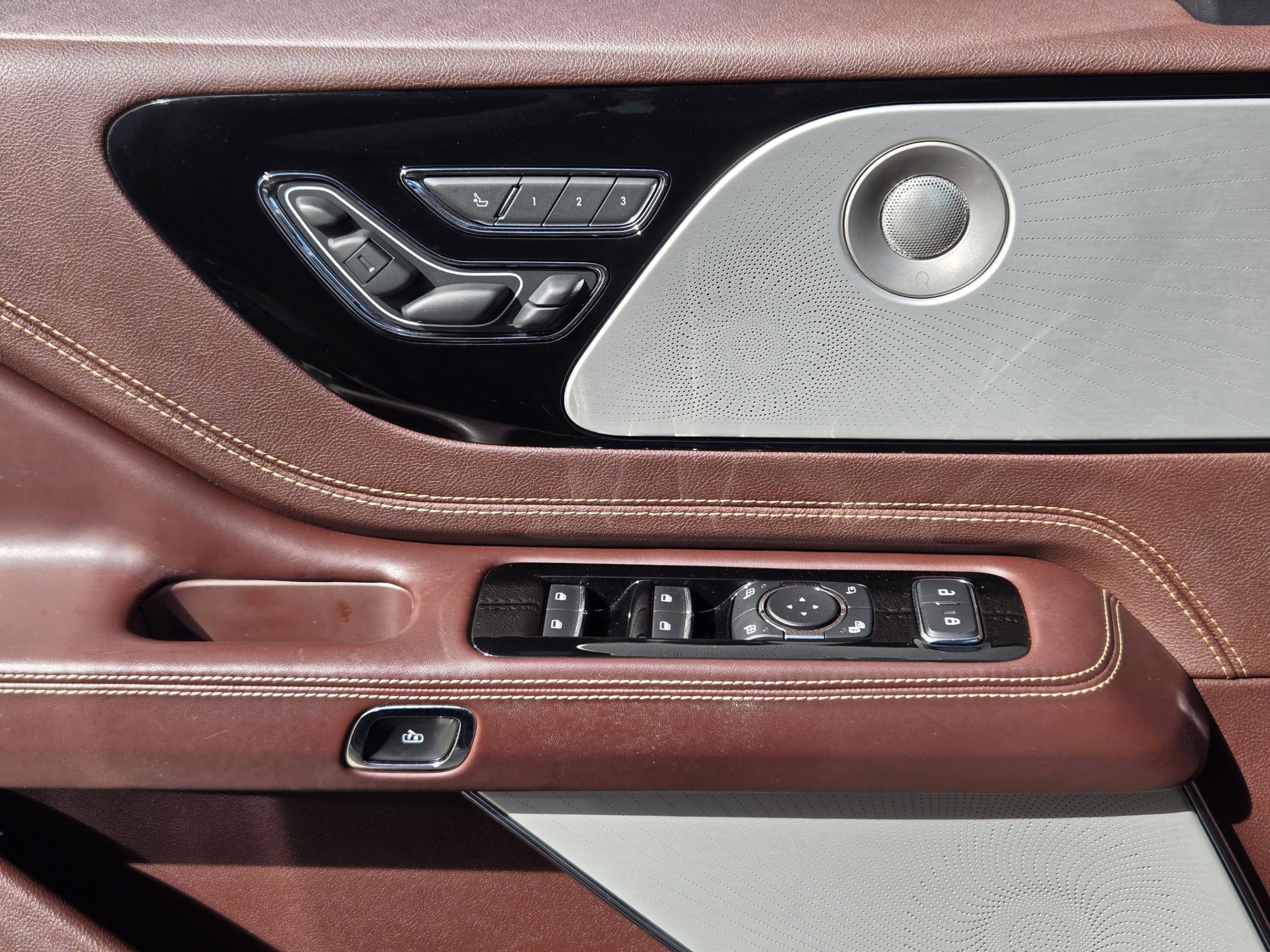 Used 2020 Lincoln Aviator Black Label image 29