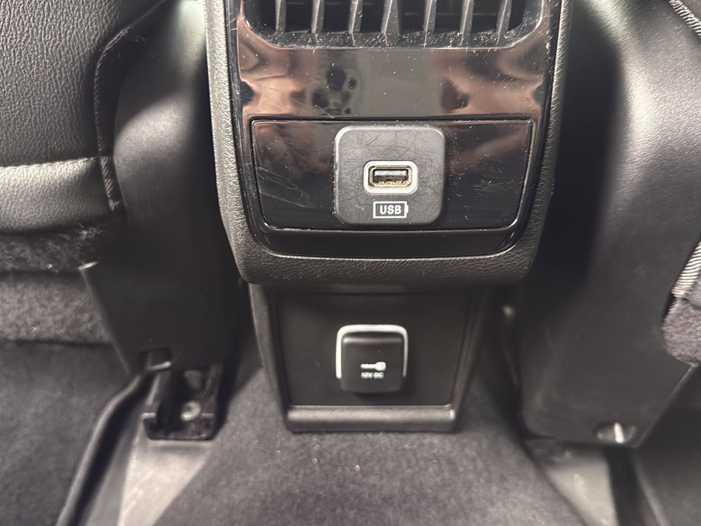 Used 2025 Jeep Compass Limited image 20