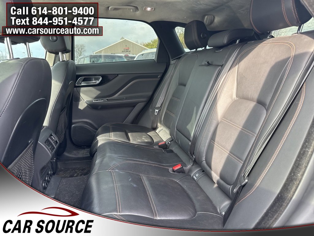 Used 2019 Jaguar F-PACE Prestige image 35