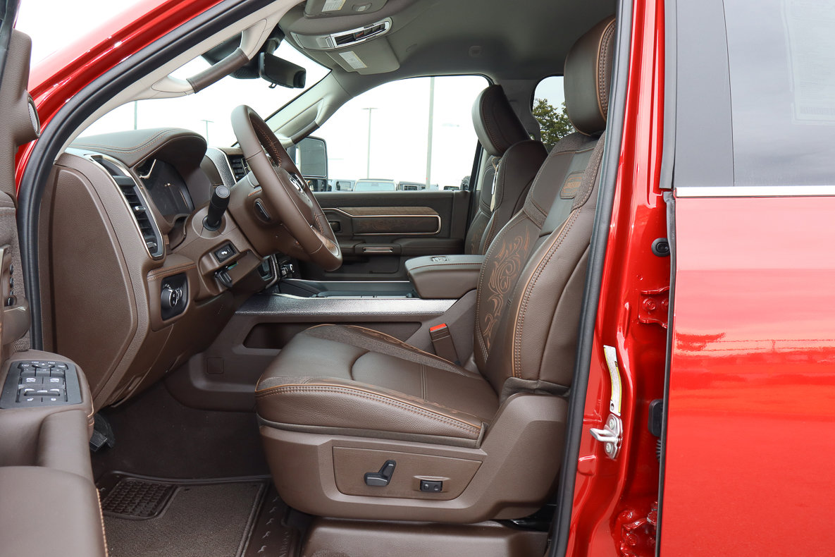 New 2026 RAM 3500 Longhorn image 17