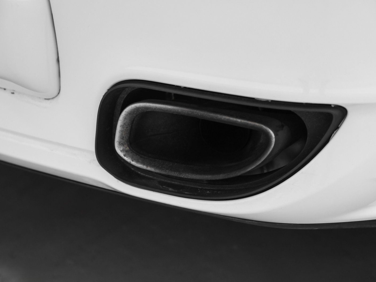 Used 2011 Porsche 911 Turbo S image 21