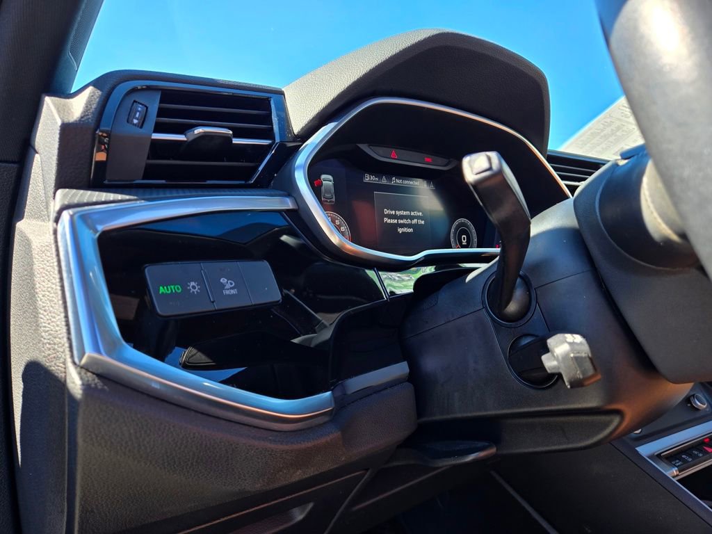 Used 2020 Audi Q3 2.0T Premium Plus w/ Premium Plus Package image 24