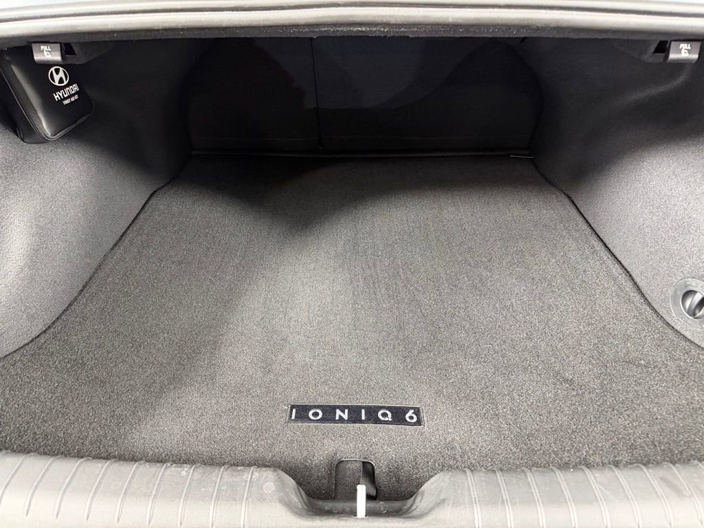 Used 2025 Hyundai Ioniq 6 SEL image 32