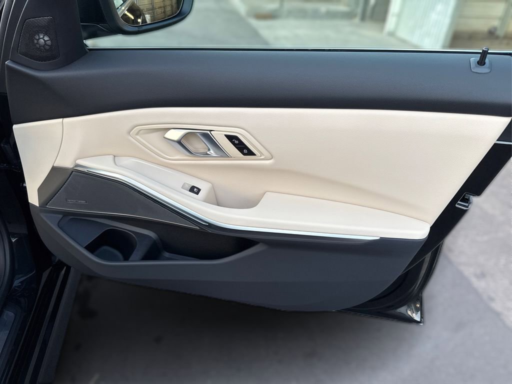 New 2026 BMW 330i Sedan w/ Premium Package image 27