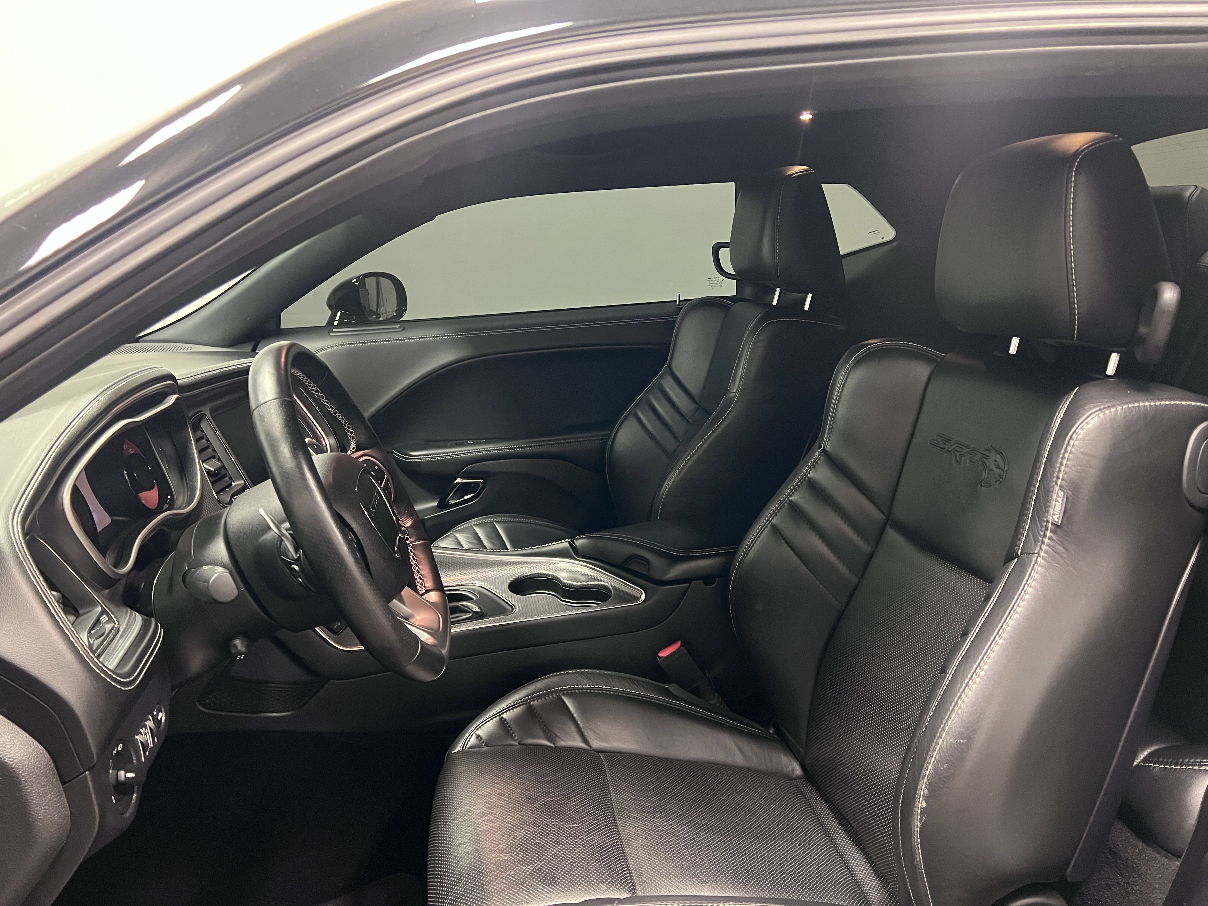 Used 2022 Dodge Challenger SRT Hellcat Redeye image 14