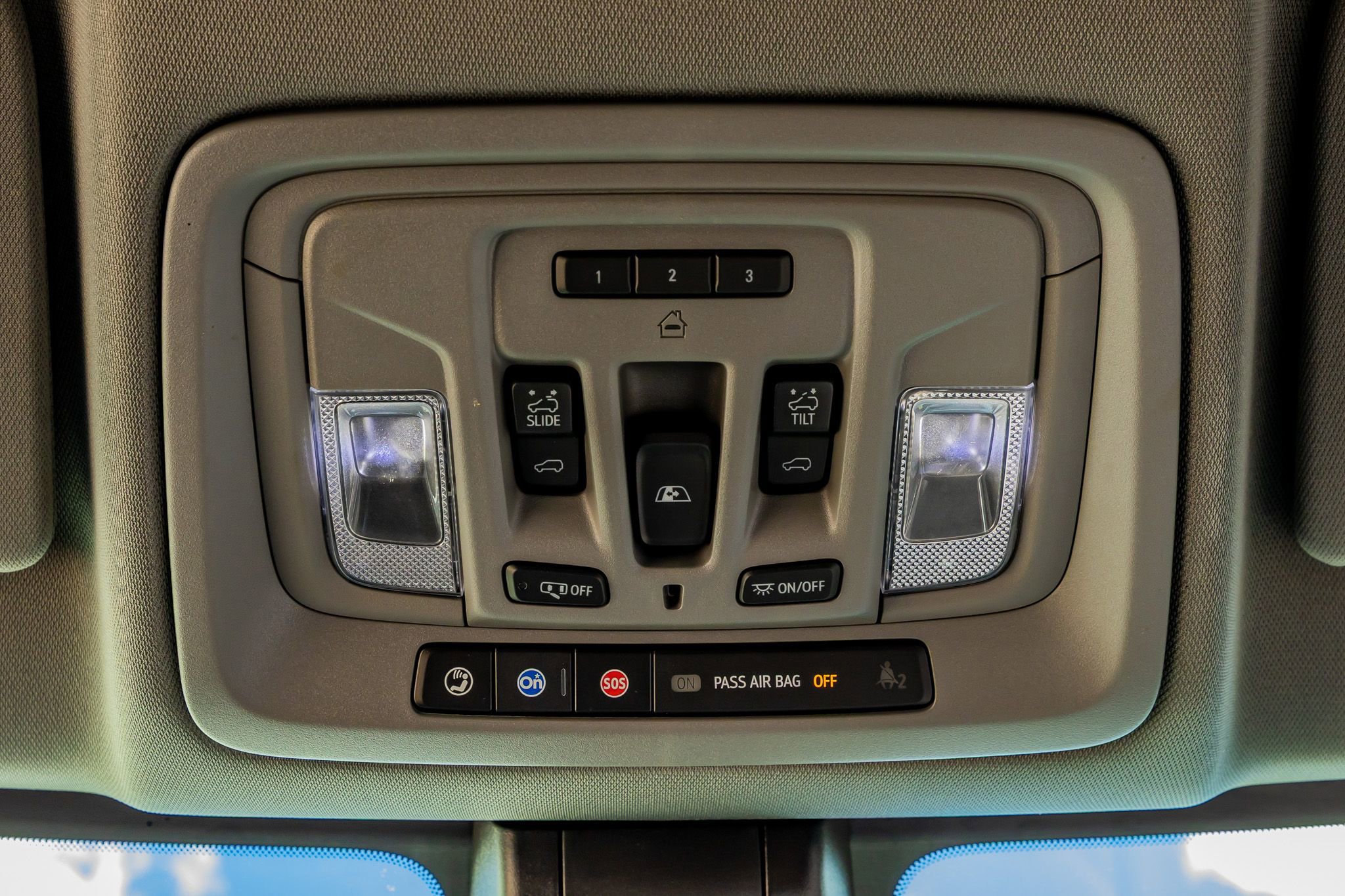 Used 2020 GMC Sierra 3500 Denali w/ Denali Ultimate Package image 29