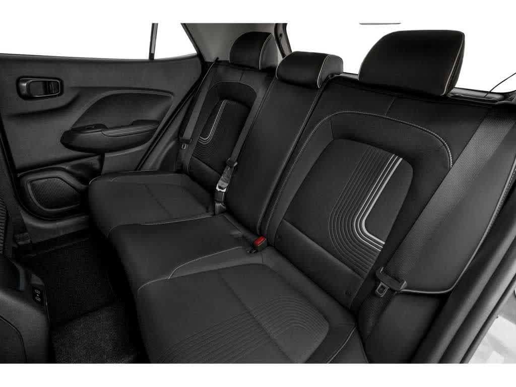 Certified 2025 Hyundai Venue Limited FWD image 19