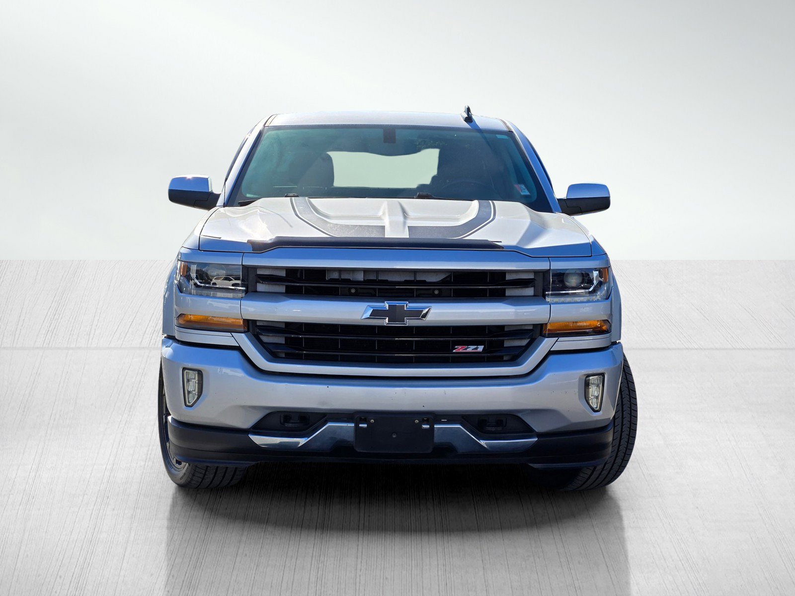 Used 2016 Chevrolet Silverado 1500 LT w/ Rally 2 Edition image 2