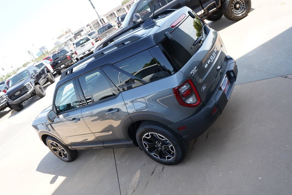 New 2026 Ford Bronco Sport Outer Banks w/ Outer Banks Tech Package+ AWD/4WD image 13