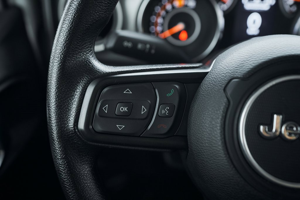 Used 2023 Jeep Wrangler Sport image 41