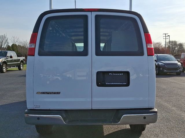 Used 2024 Chevrolet Express 2500 Extended image 8
