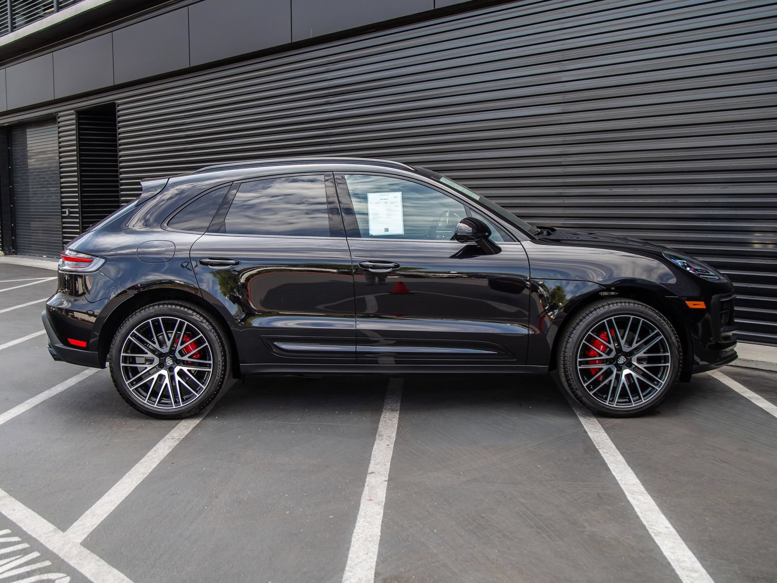 Certified 2026 Porsche Macan S AWD/4WD image 8