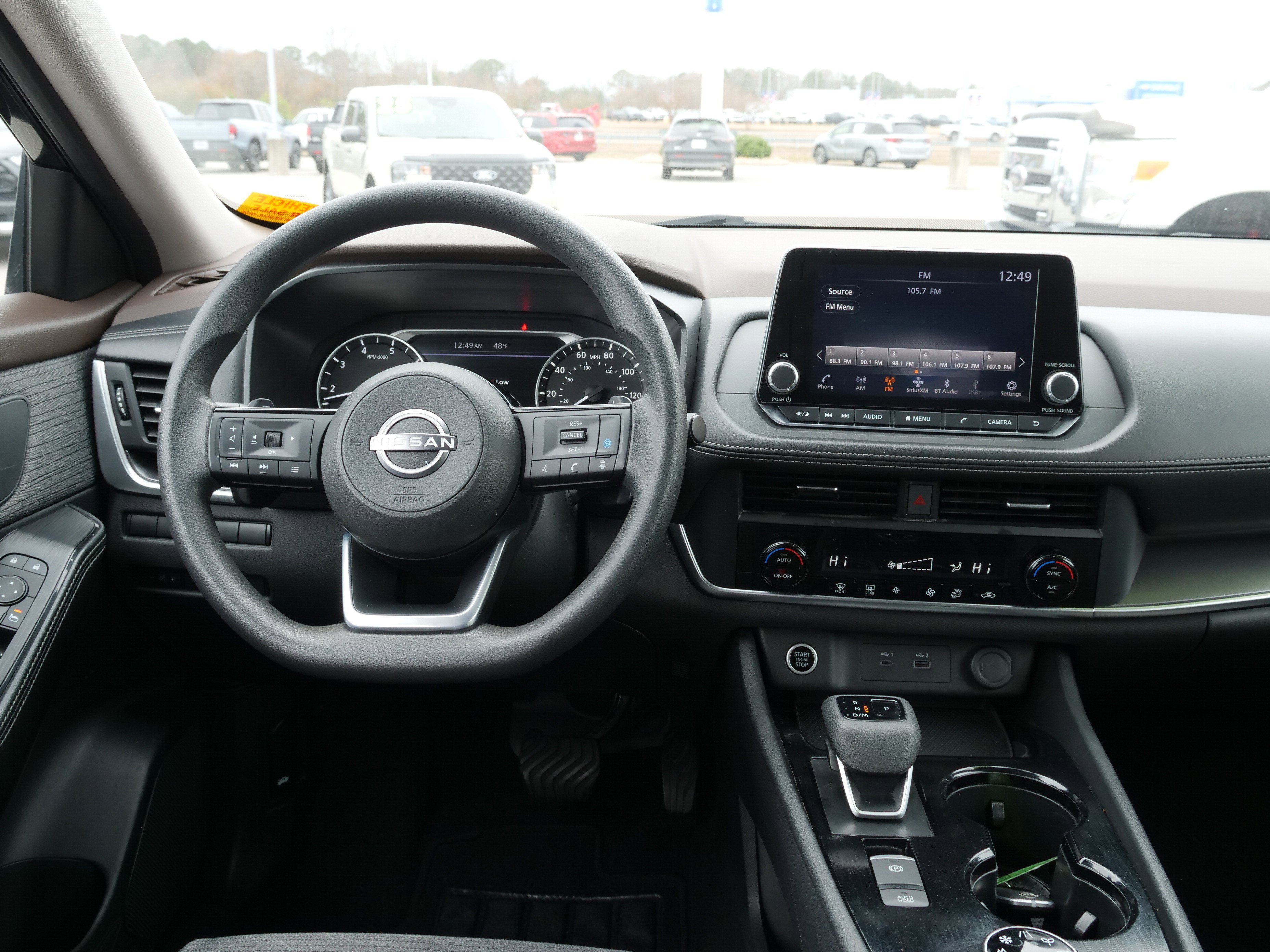 Used 2023 Nissan Rogue SV image 20