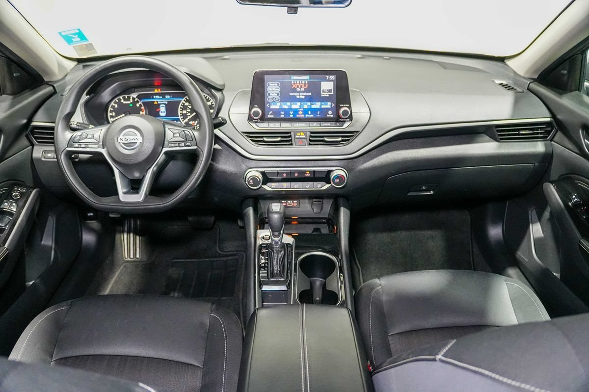 Used 2021 Nissan Altima 2.5 SV FWD image 17