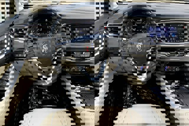 Used 2023 Buick Enclave Avenir w/ Avenir Technology Package image 4