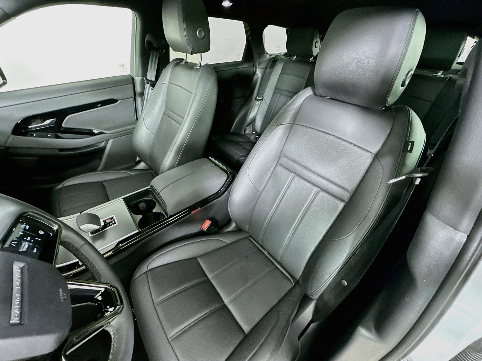 Used 2026 Land Rover Range Rover Evoque S AWD/4WD image 33