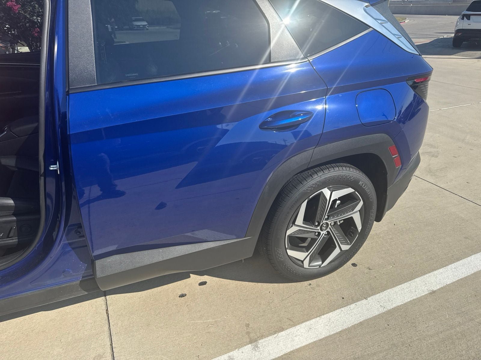 Used 2024 Hyundai Tucson SEL w/ Convenience Package FWD image 3