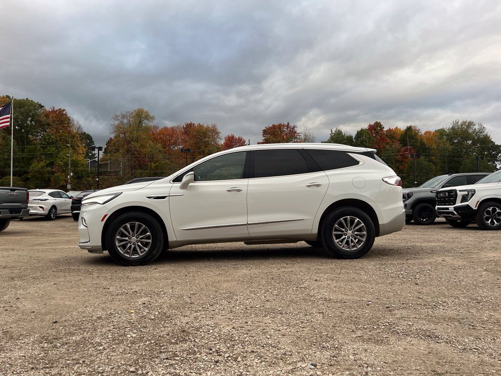 Used 2022 Buick Enclave Essence w/ Trailering Package, 5000 lbs. AWD/4WD image 15