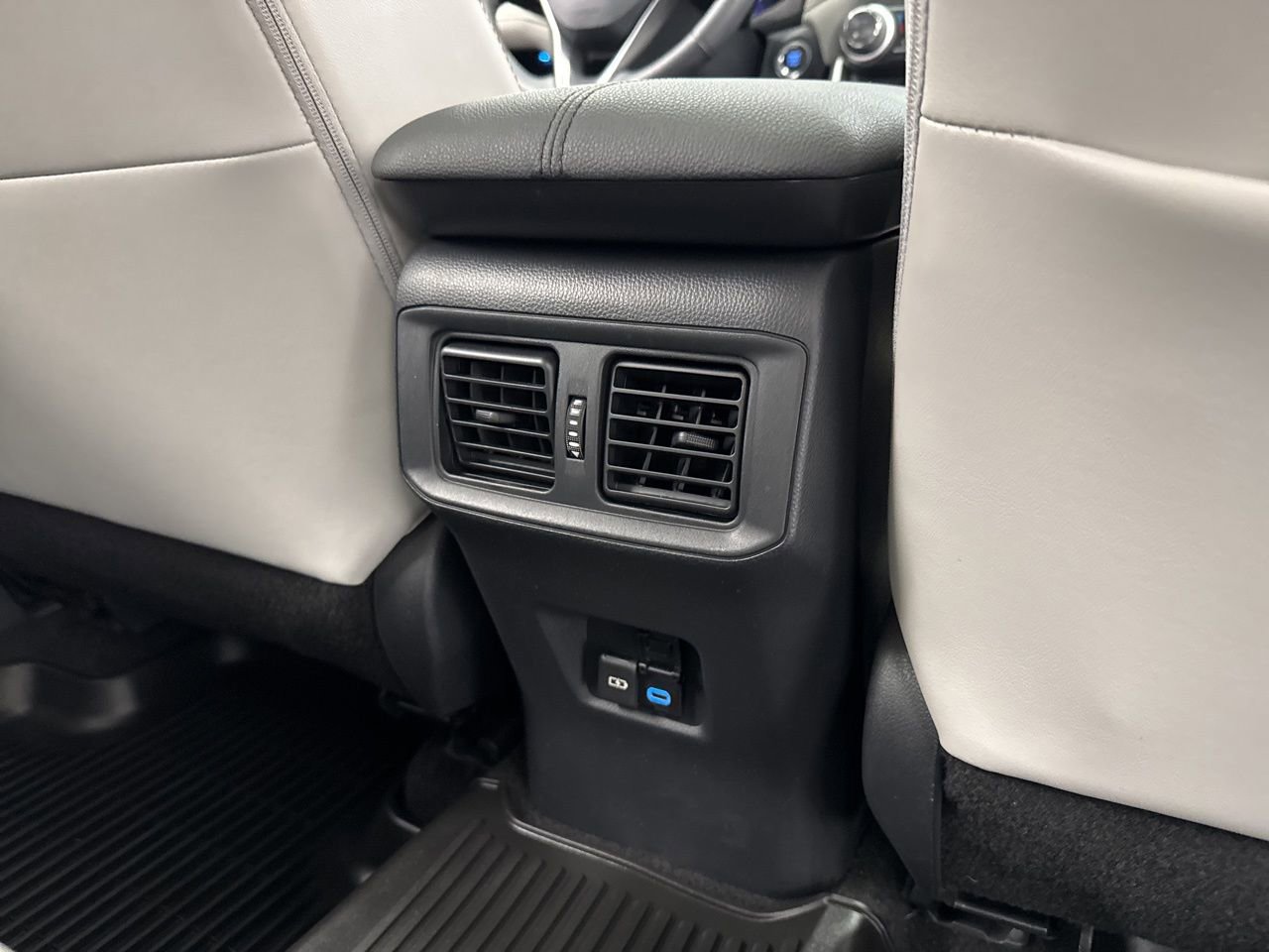 Used 2022 Toyota RAV4 Limited w/ Limited Grade Weather Package AWD/4WD image 49