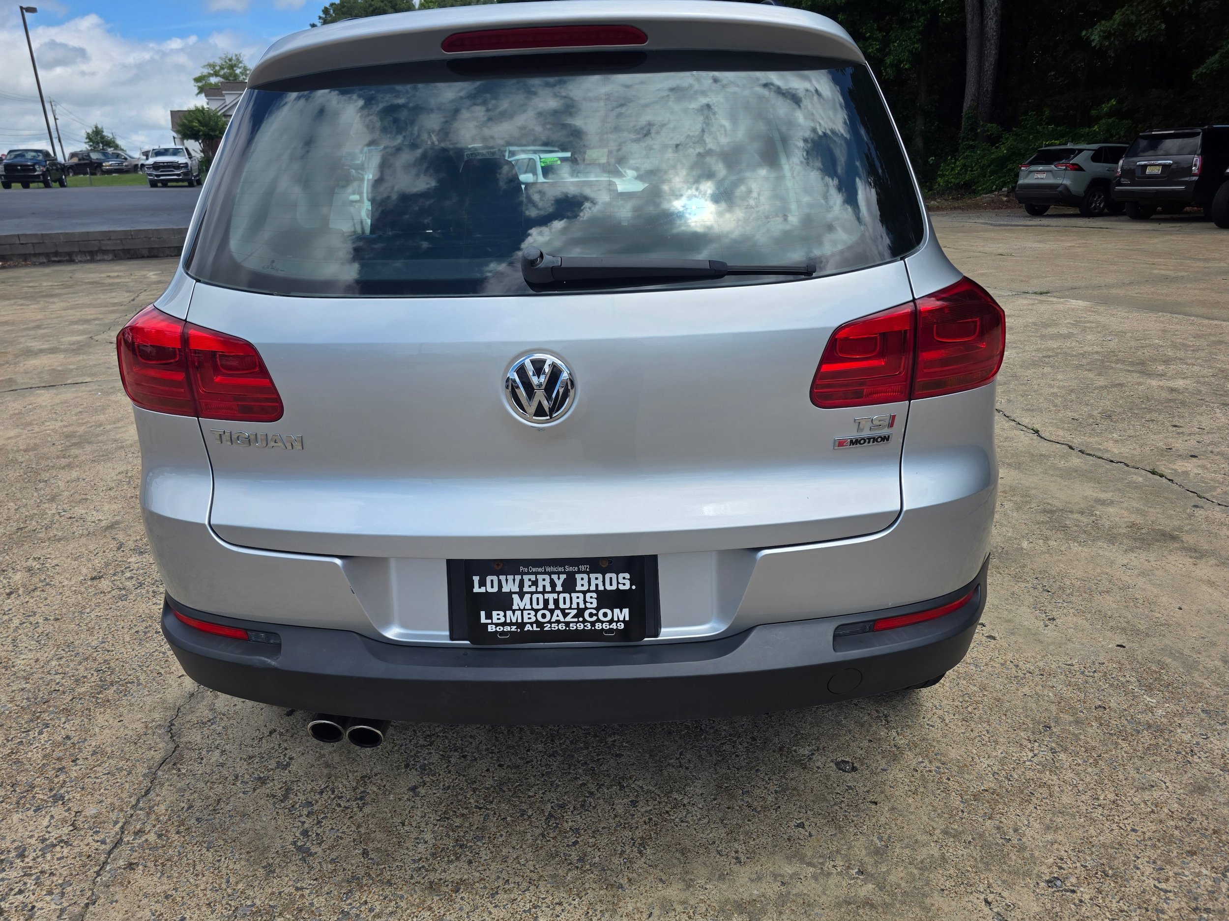 Used 2016 Volkswagen Tiguan S AWD/4WD image 6